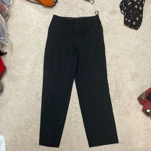 Calvin Klein
Modern-Fit Dress Pants size 4